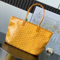 Goyard Shopping Bags